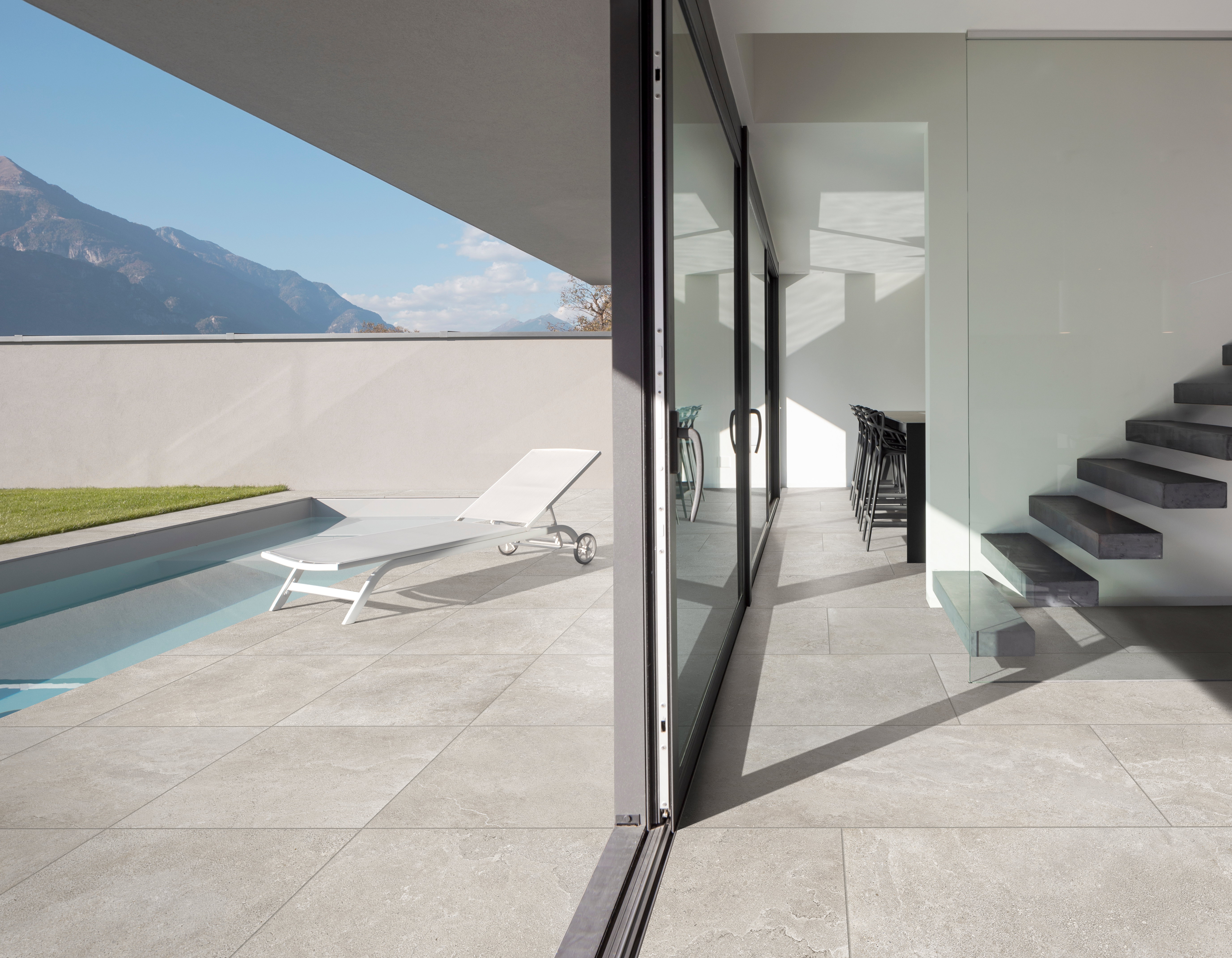 BORGO PORCELAIN application photo 1