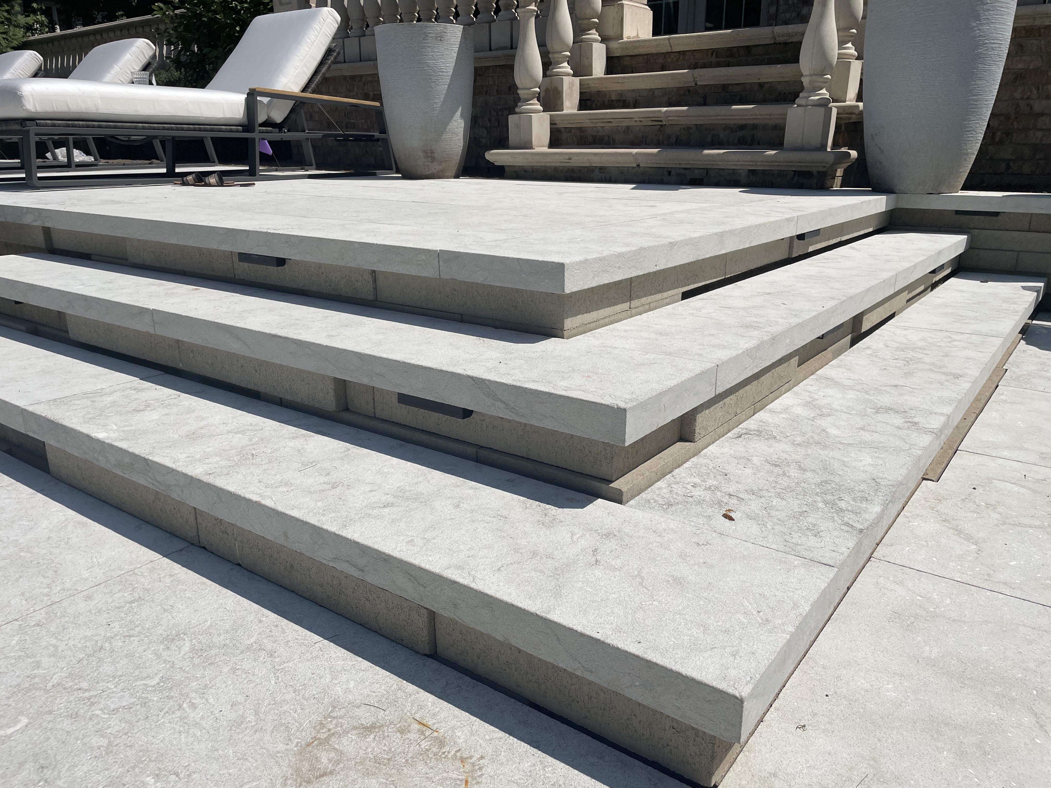 CREMA OLIVA® COPING & TREADS application photo 1