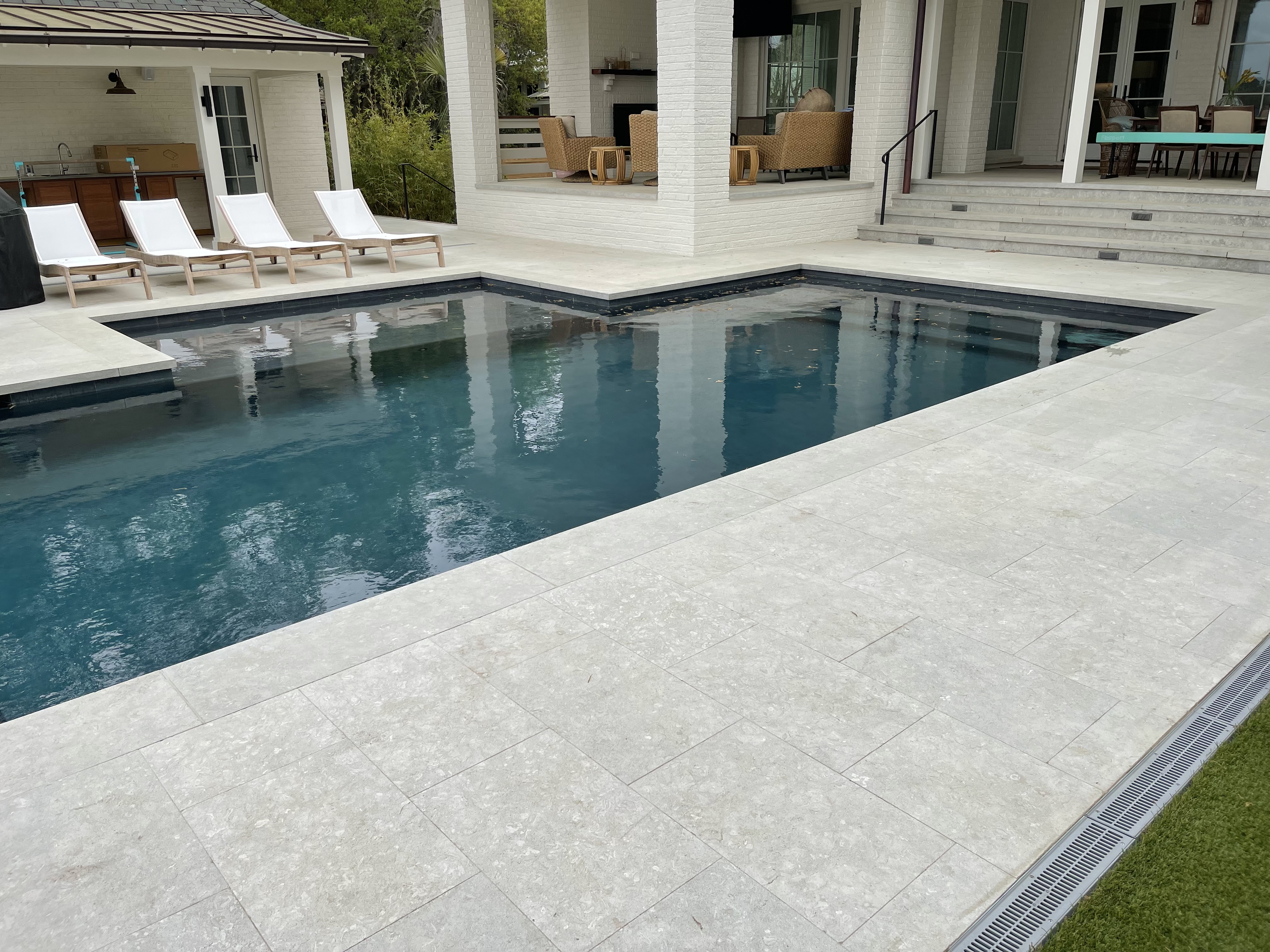 CREMA OLIVA® COPING & TREADS application photo 3