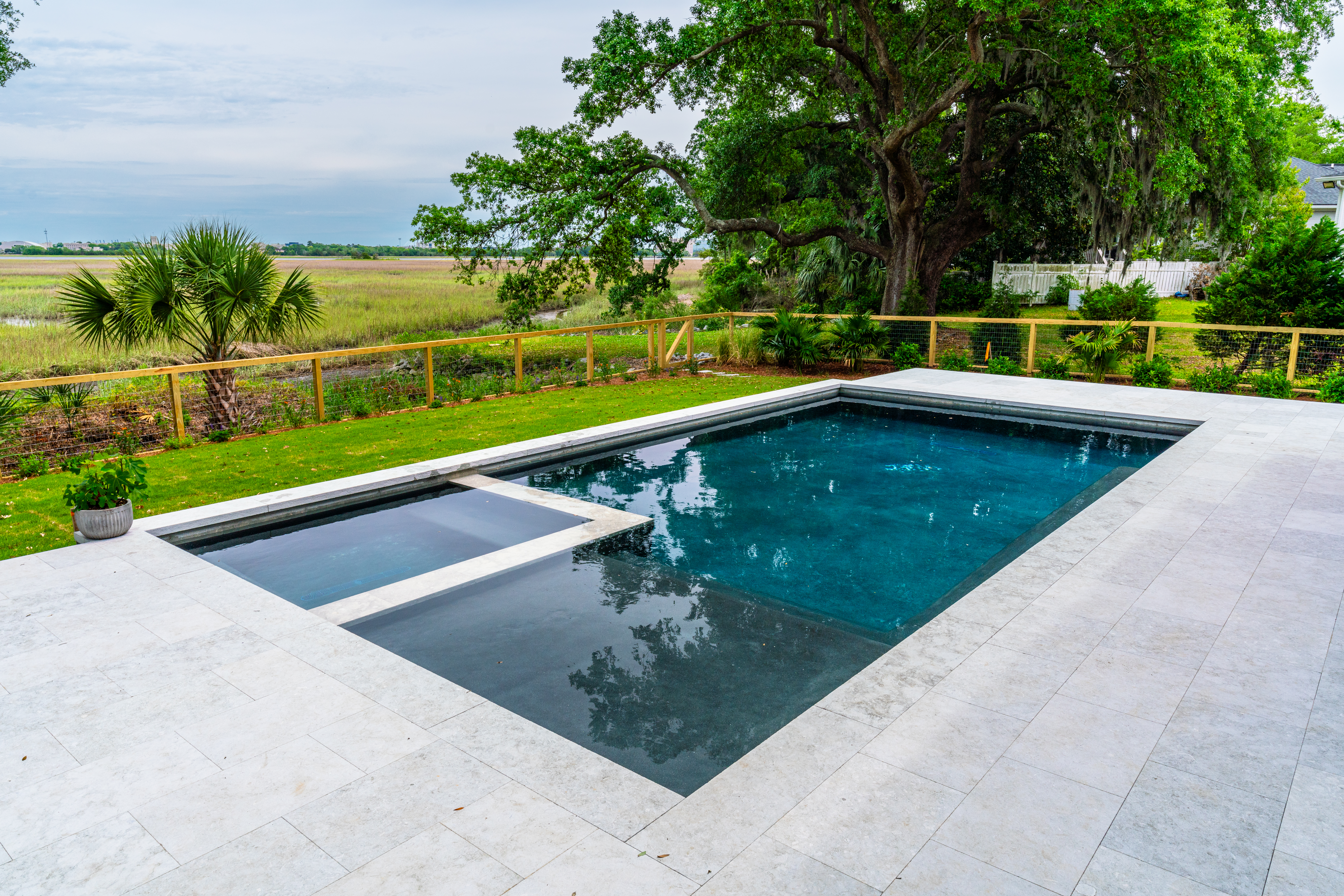 CREMA OLIVA® COPING & TREADS application photo 5