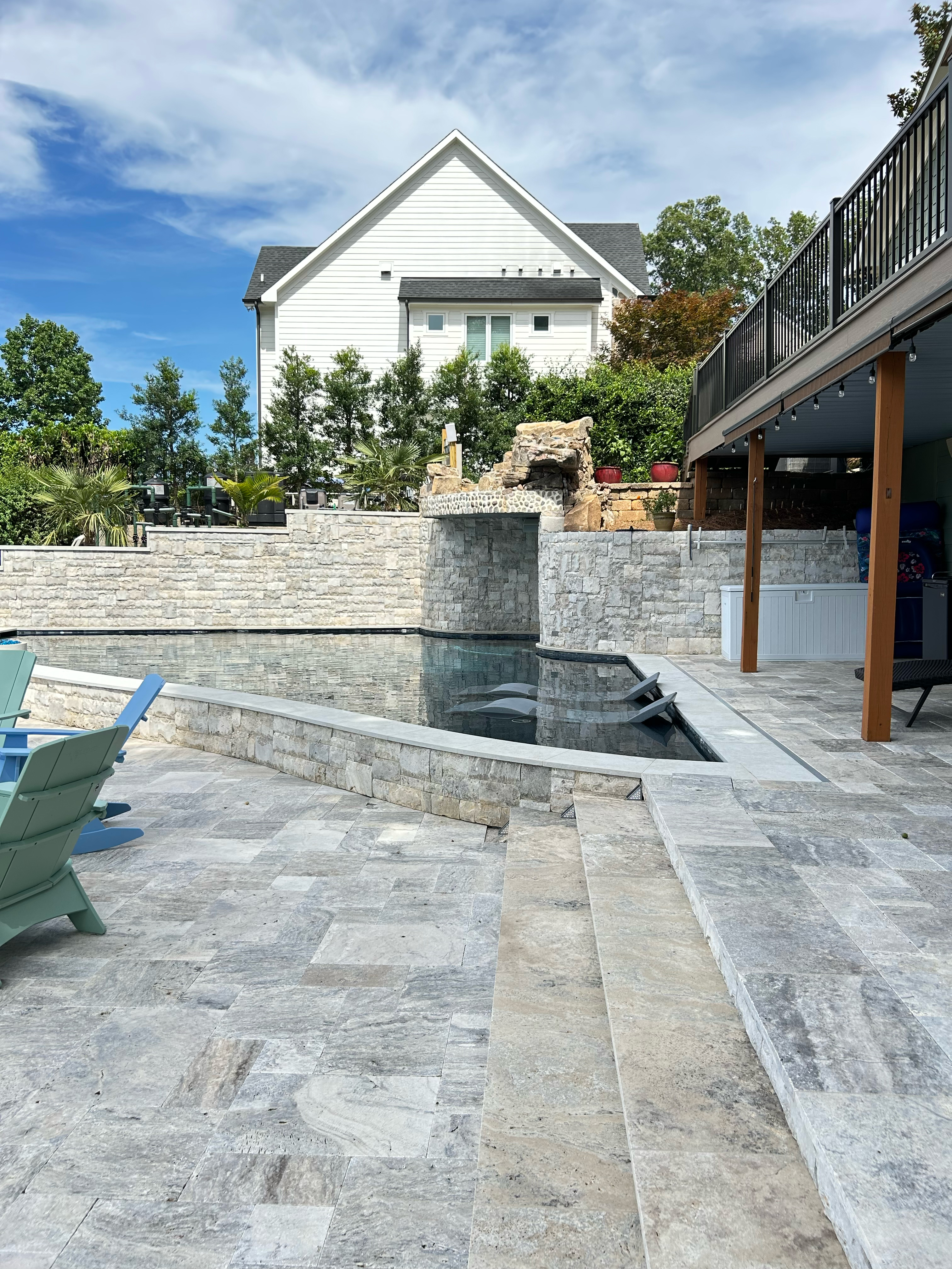 TAKOMA SILVER® COPING & TREADS application photo 4
