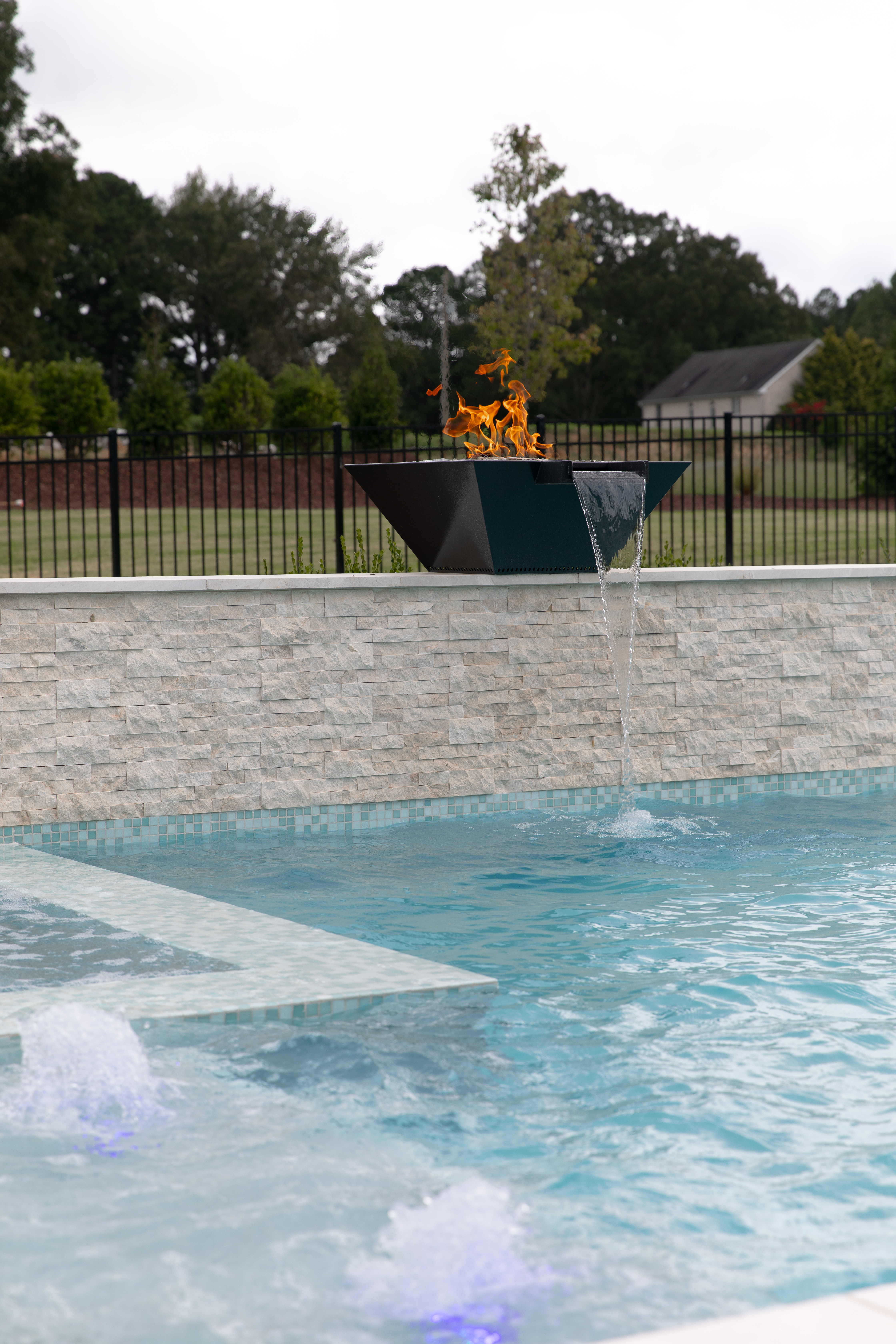 CREMA EDA® LEDGELINE application photo 1