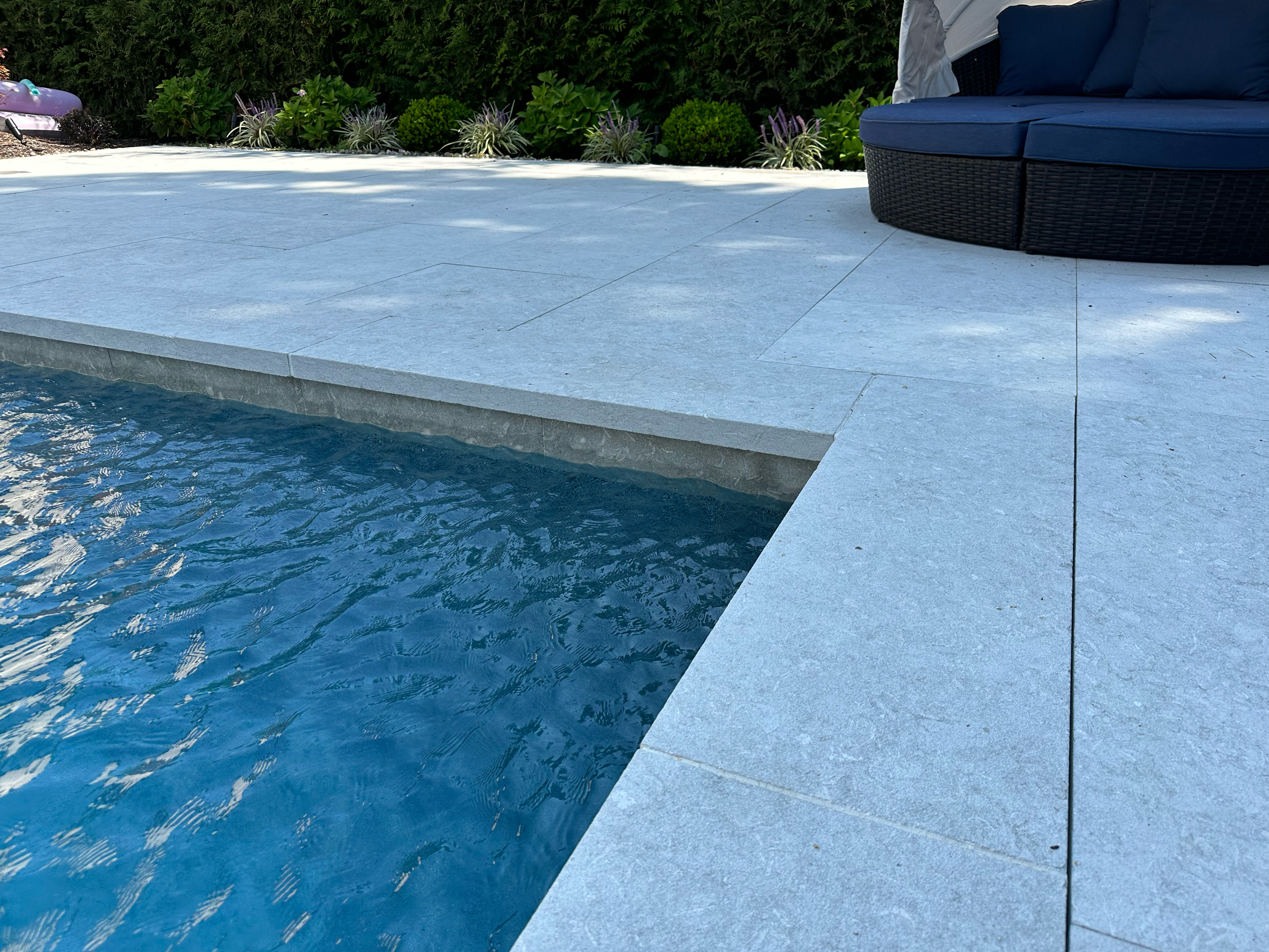 CREMA OLIVA® POOL TILE application photo 1