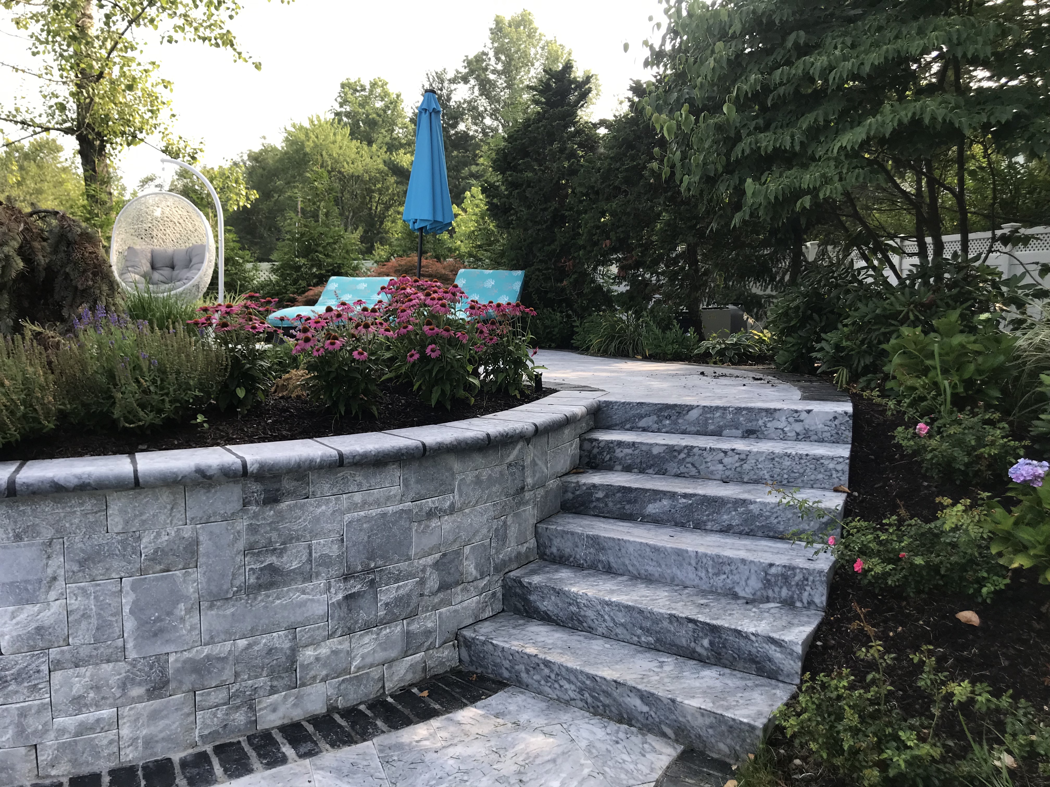 DEEP BLUE® DIMENSIONAL STEP TREADS application photo 0