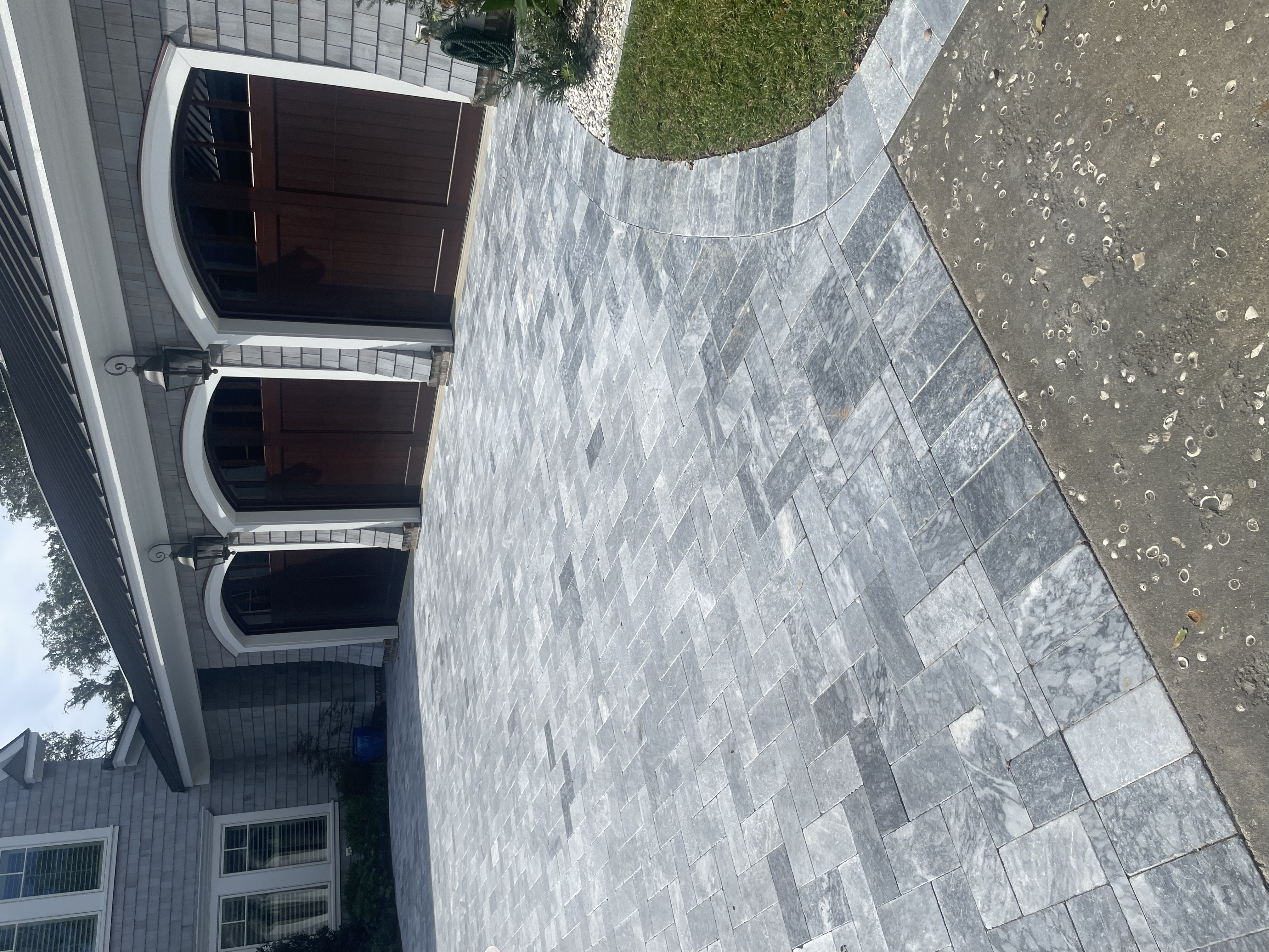 DEEP BLUE® DRIVEWAY PAVERS application photo 3
