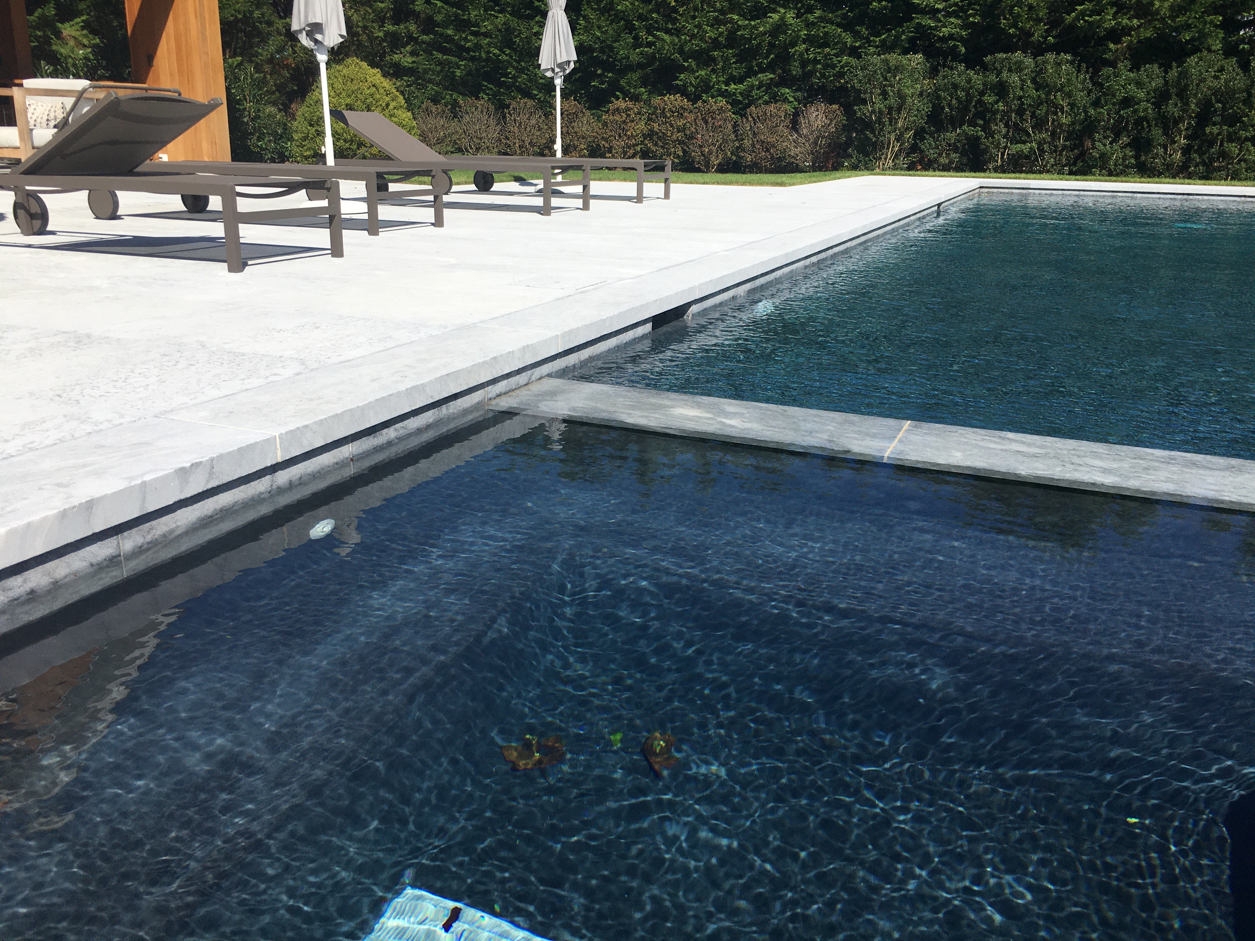 DEEP BLUE® POOL TILES application photo 3