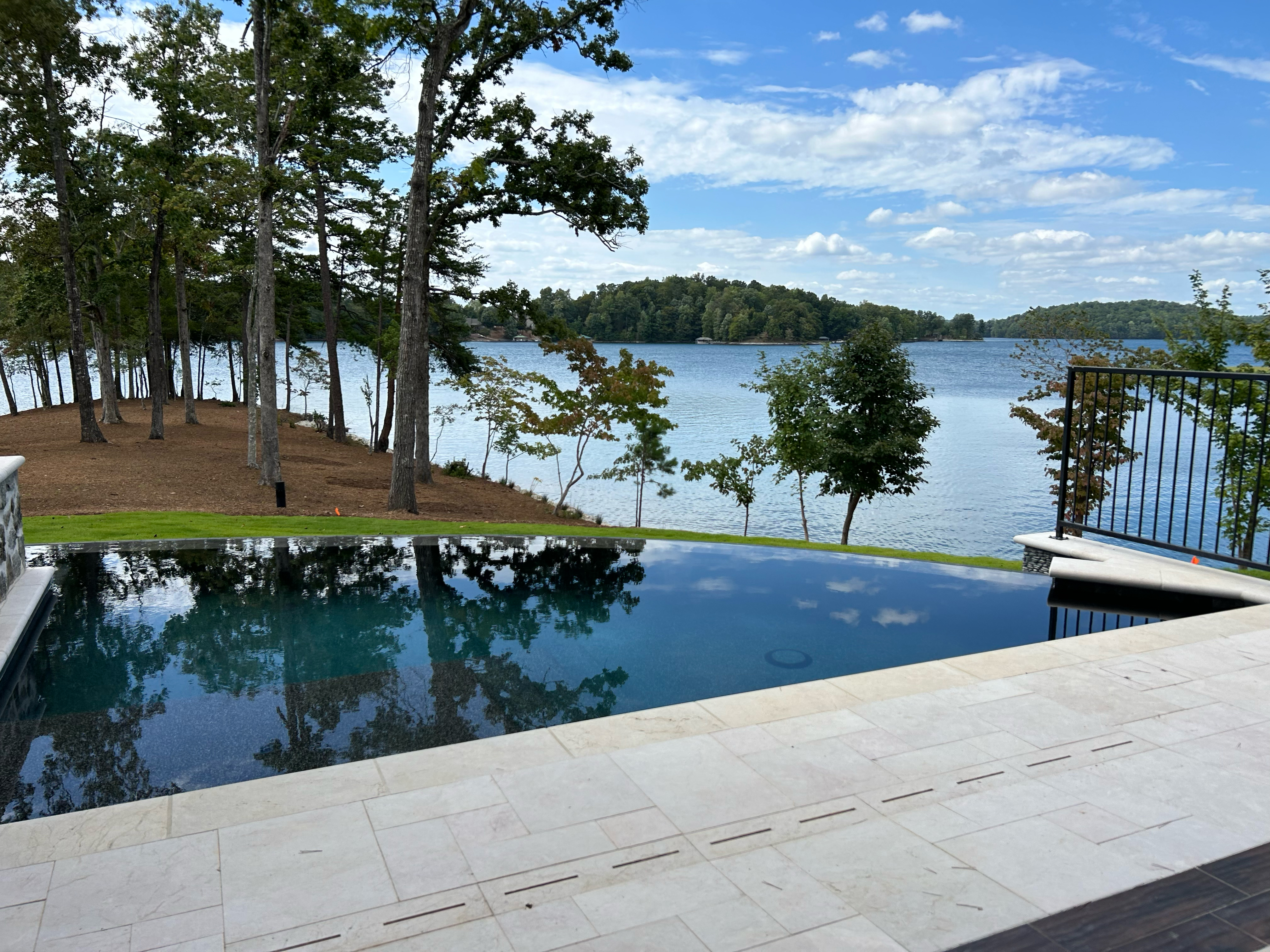 CREMA EDA® ROSA PAVERS application photo 4