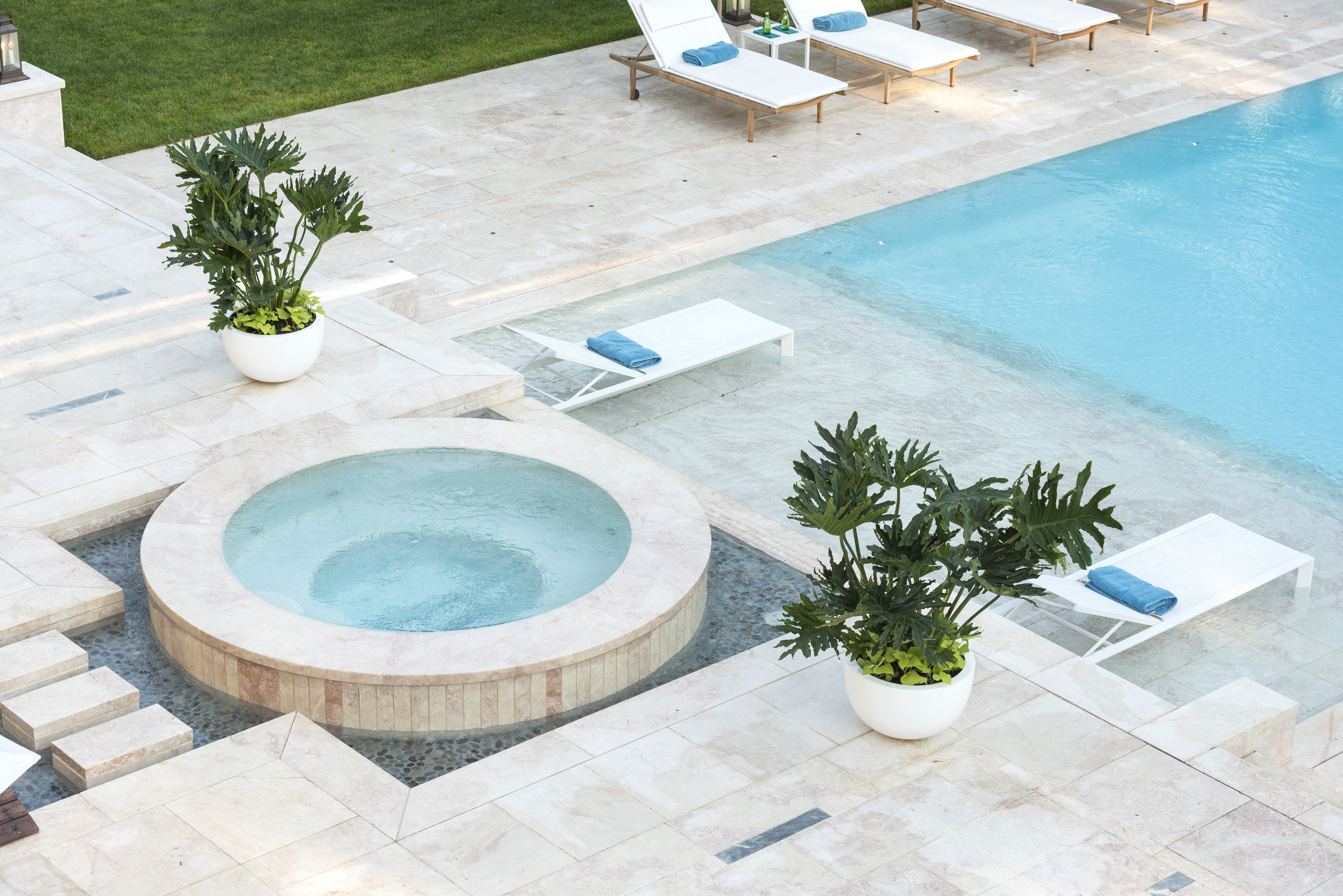 CREMA EDA® ROSA PAVERS application photo 6