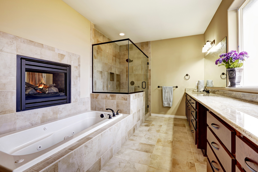 Pro Remodeling Tips For A Functional Small Bathroom Space