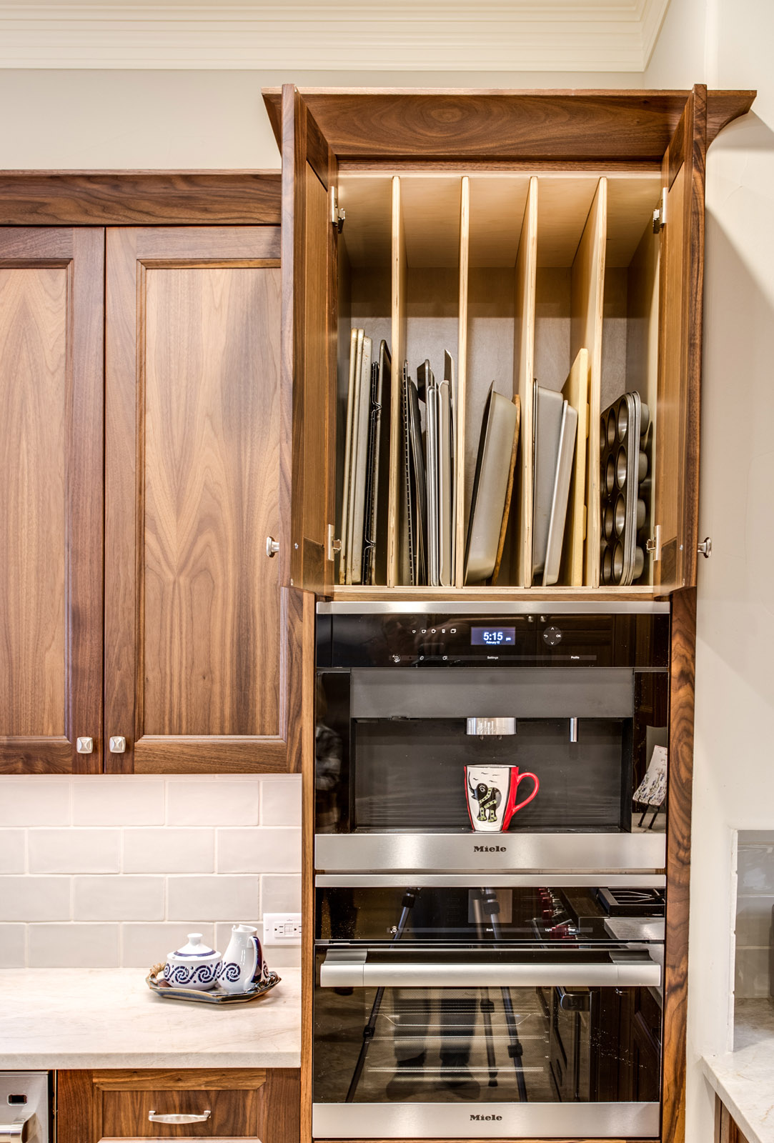 15 Kitchen tray rack