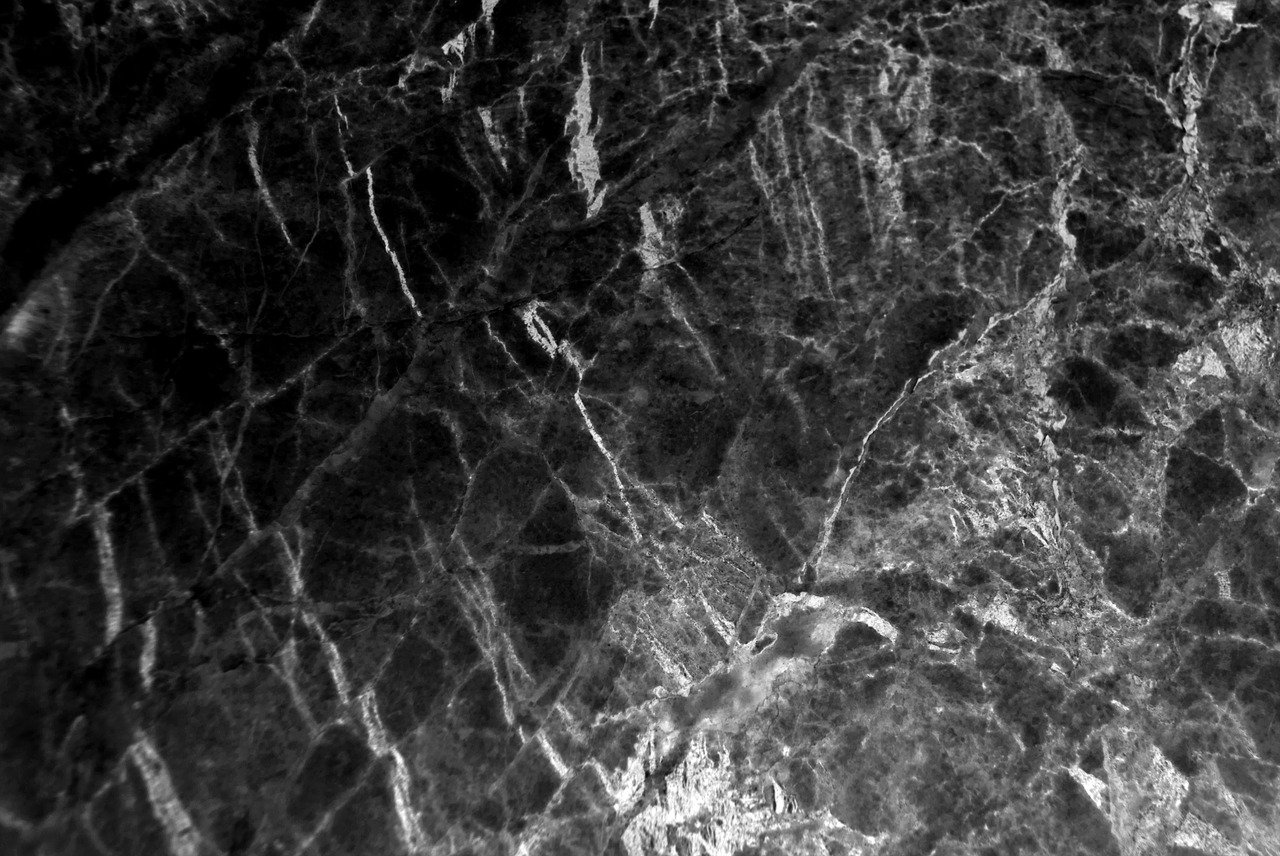 Choosing Between Marble And Granite Granite Marble Countertops