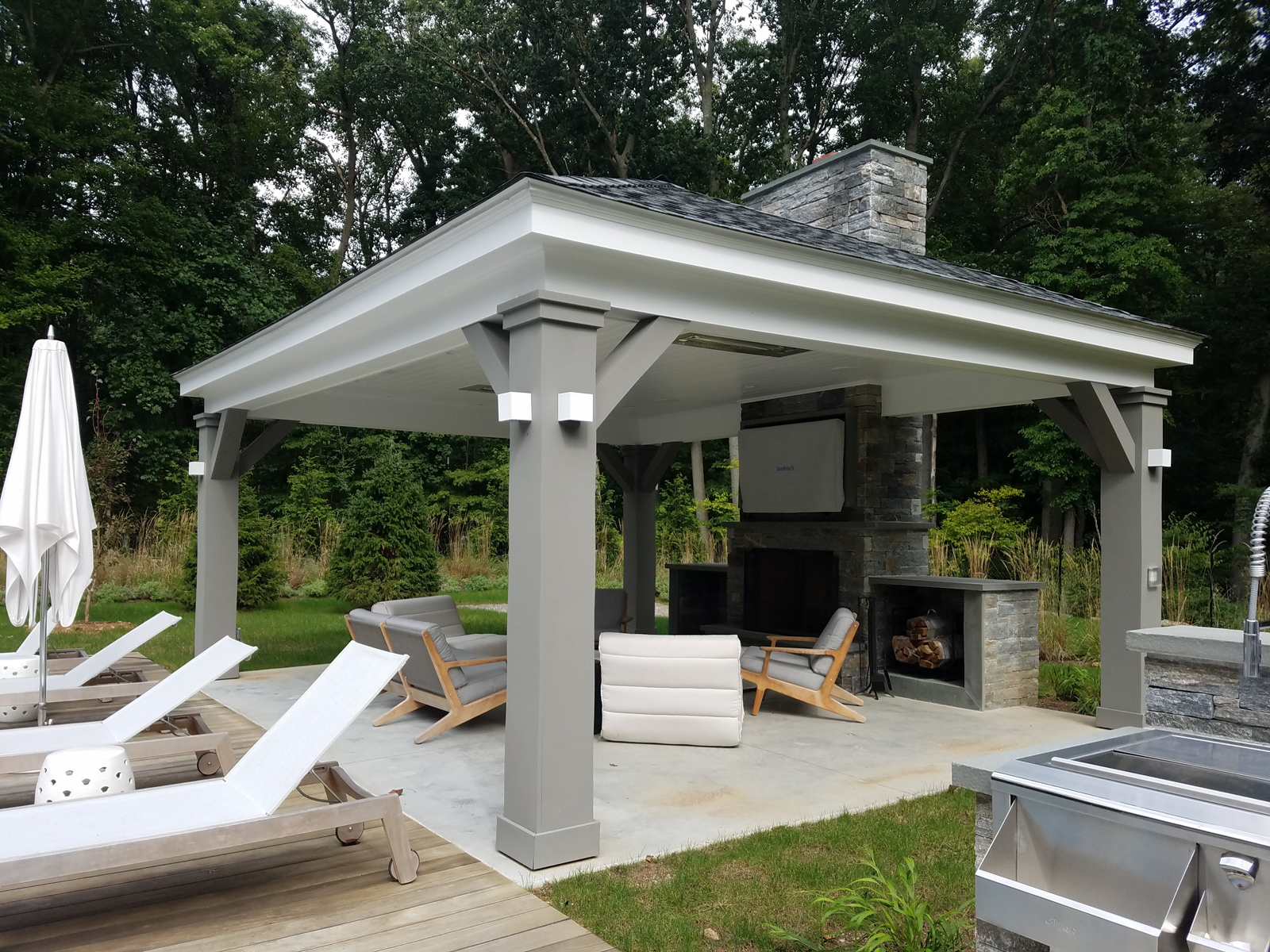 Raymond Design Builders LLC Builders and Remodelers Fairfield